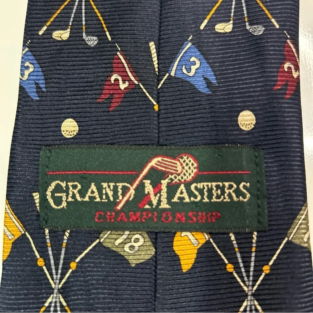 Grand Masters Adjustable 100% Silk Tie Men’s Golf Clubs Navy Blue Classic